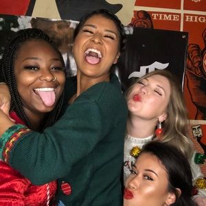 Meet your Posher, Ashley